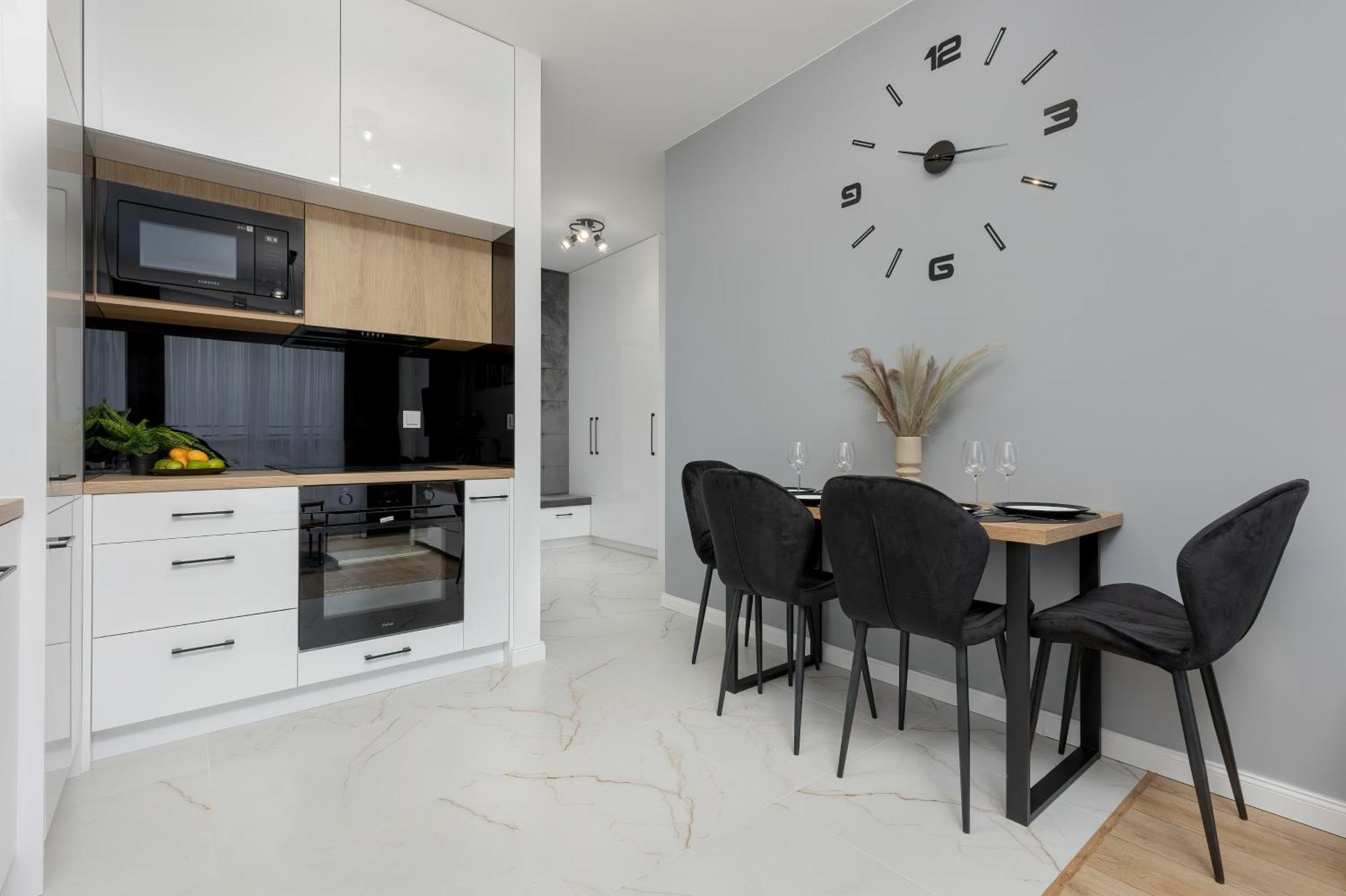 Warsaw Kotsisa Apartments With Parking By Noclegi Renters Εξωτερικό φωτογραφία