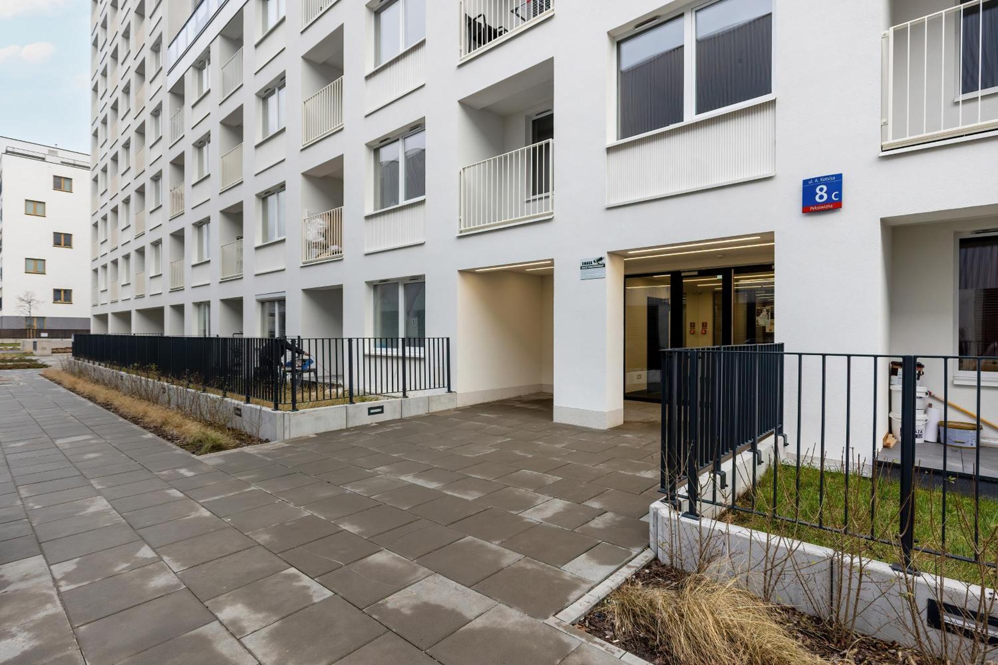 Warsaw Kotsisa Apartments With Parking By Noclegi Renters Εξωτερικό φωτογραφία